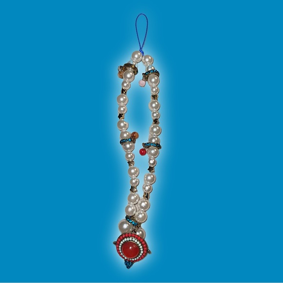 Phone Charm Accessory ⛓️✨ - Picture 1 of 3